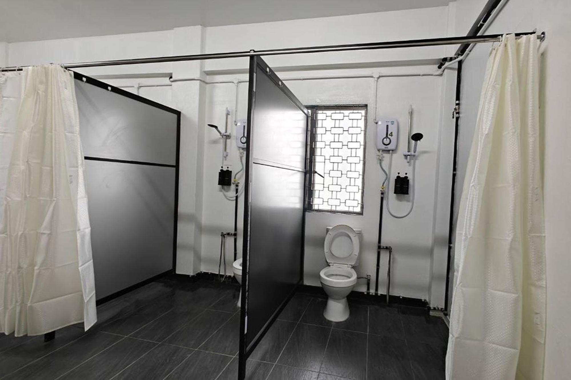 Makotel Hostel อิโปห์ ภายนอก รูปภาพ