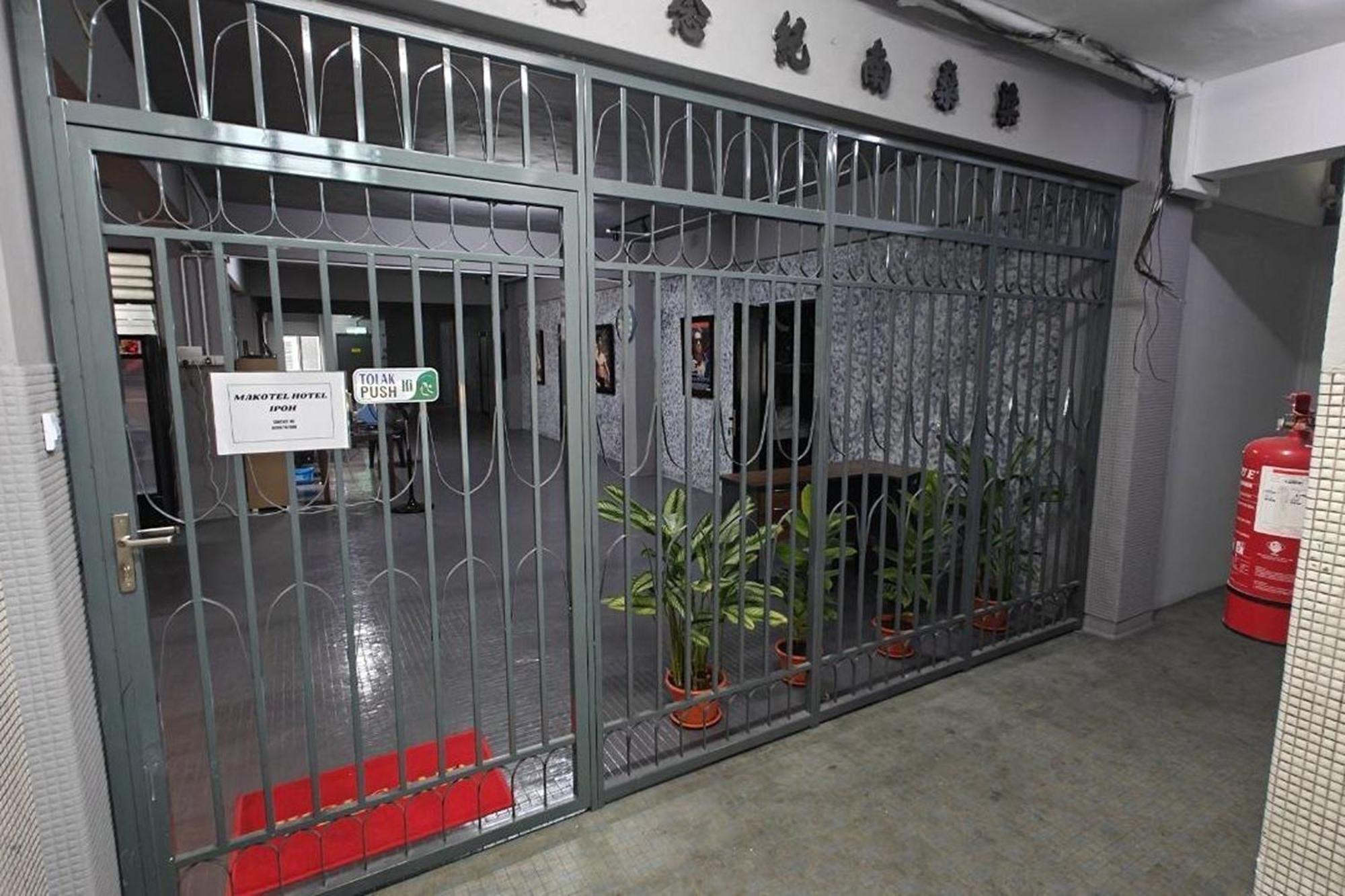 Makotel Hostel อิโปห์ ภายนอก รูปภาพ